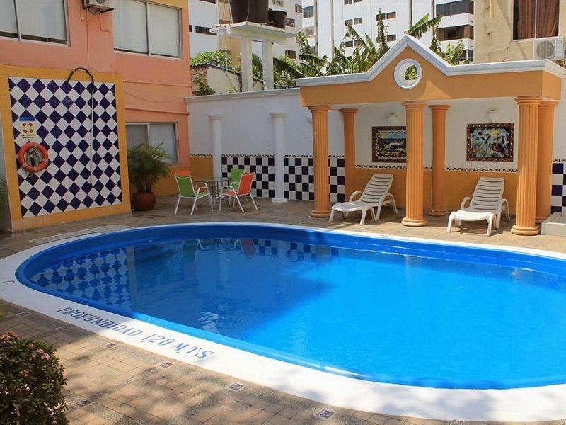 Hotel Edmar Санта Марта Екстериор снимка
